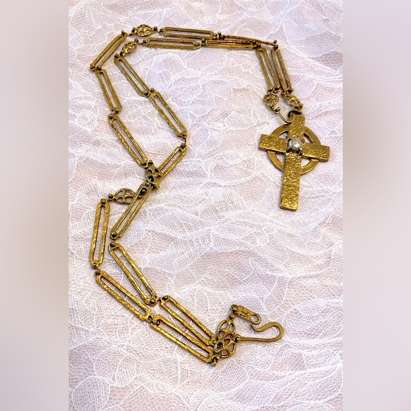 Vintage Anne Dick Celtic Style Crucifixe Vintage Hammered Brass Silver Ball